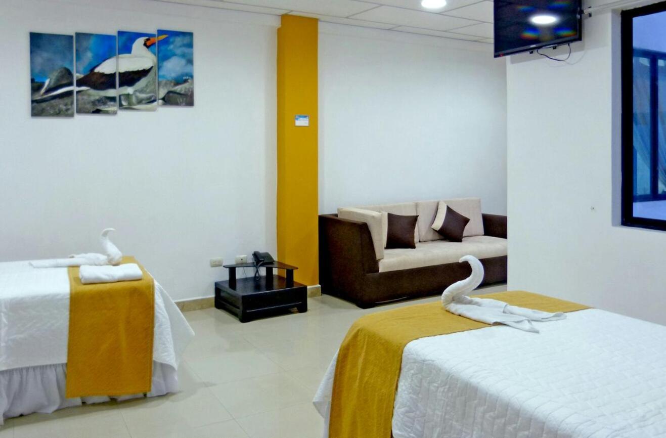 Hospedaje Brisas Del Pacifico 阿约拉港 外观 照片